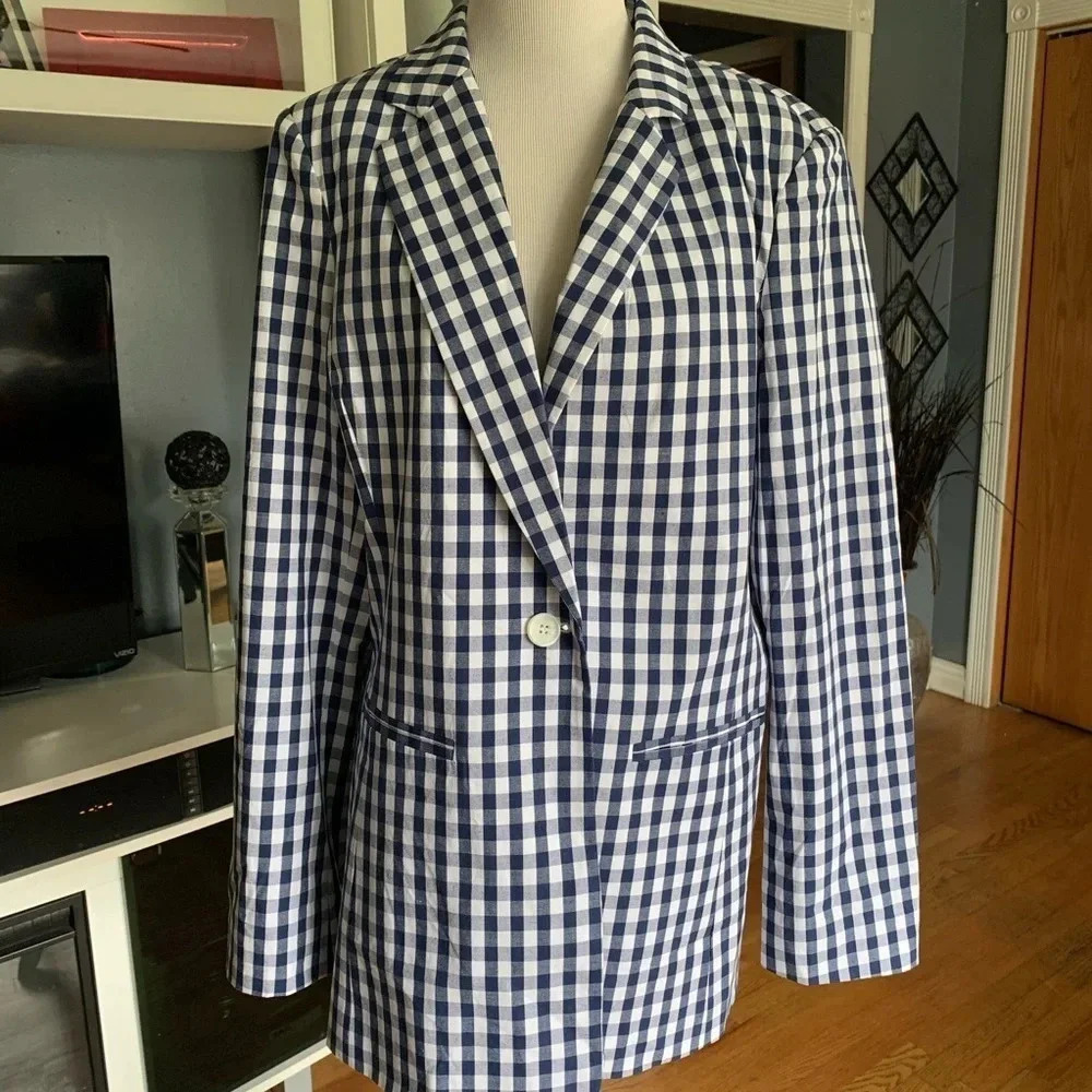 COPY - **NEW Chadwicks of Boston Plaid Blazer